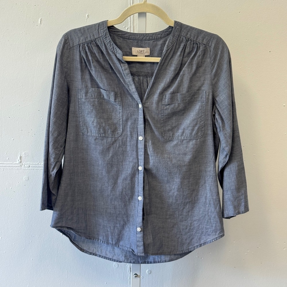 LOFT Petites Blue Gray Cotton Chambray Button Down Shirt MP Pockets Casual